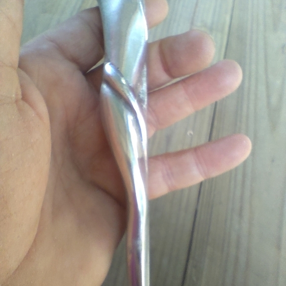 Chrome Aluminum or Metal Brutalist Serpentine Crucifix Jesus on the Cross - Picture 7 of 8